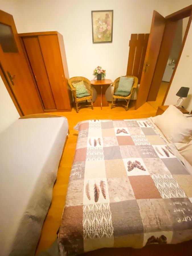 Pokoje Goscinne Emilio Kudowa-Zdrój Exteriér fotografie